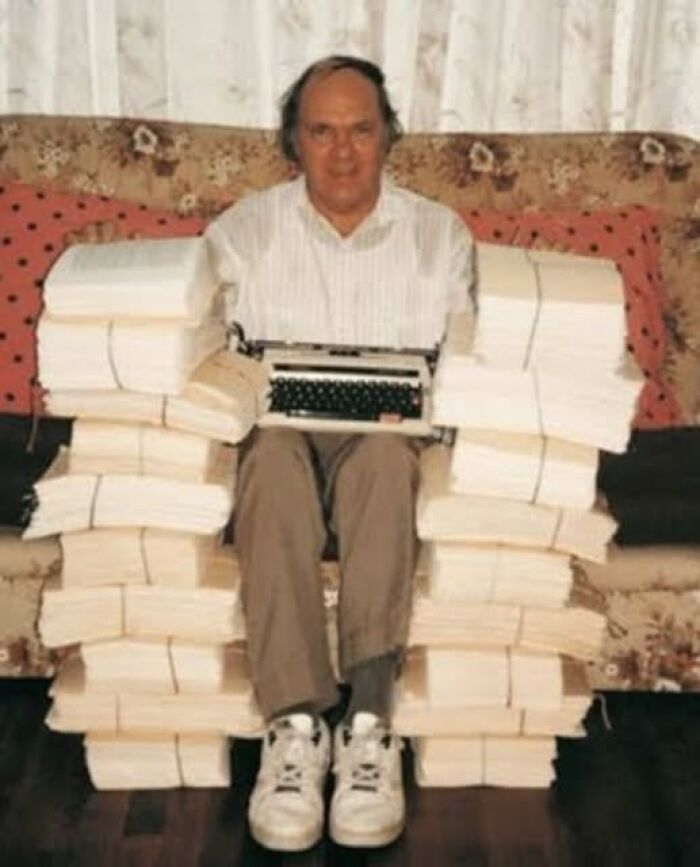 100 Unsettling Images From The &#8220;Morbid Knowledge&#8221; Online Group