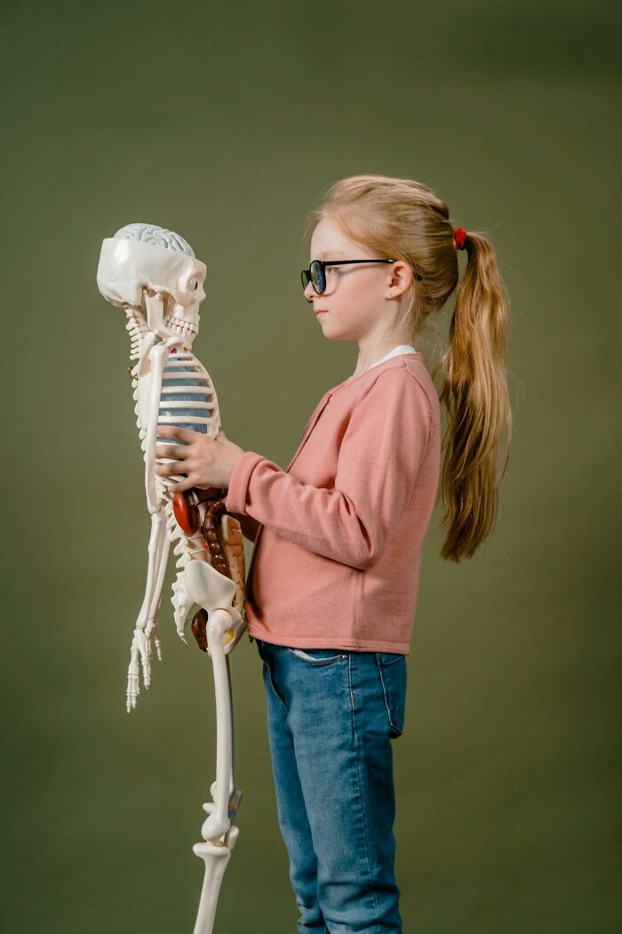 112 Creepy And Terrifying Experiences Parents Had With Their Kids&#8217; Imaginary Friends