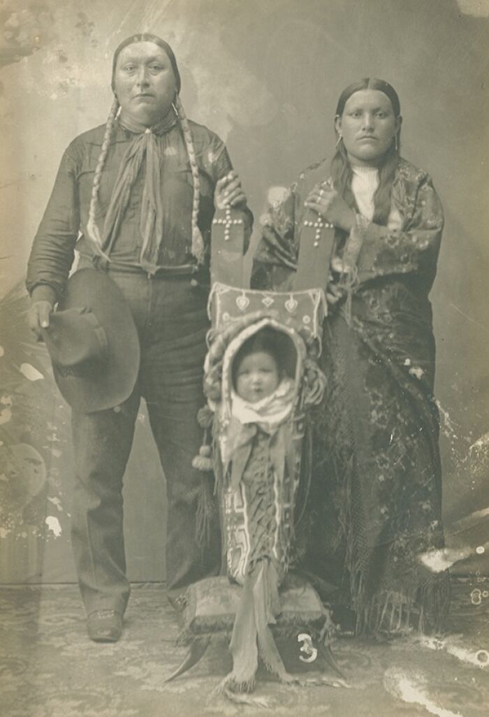 50 Vintage Native American Family Photos You’ve Never Seen
