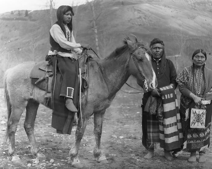 50 Vintage Native American Family Photos You’ve Never Seen