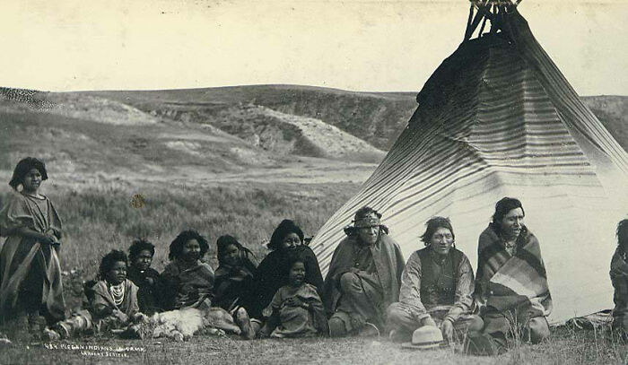 50 Vintage Native American Family Photos You’ve Never Seen