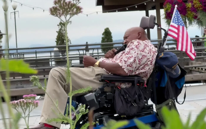 White Man Shoots Black Disabled Veteran In the Chest In Broad Daylight Over Proof Of Service
