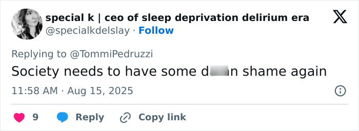 Guy Says He Made $3M Writing 1,500 AI Books, Gets Absolutely Destroyed Online