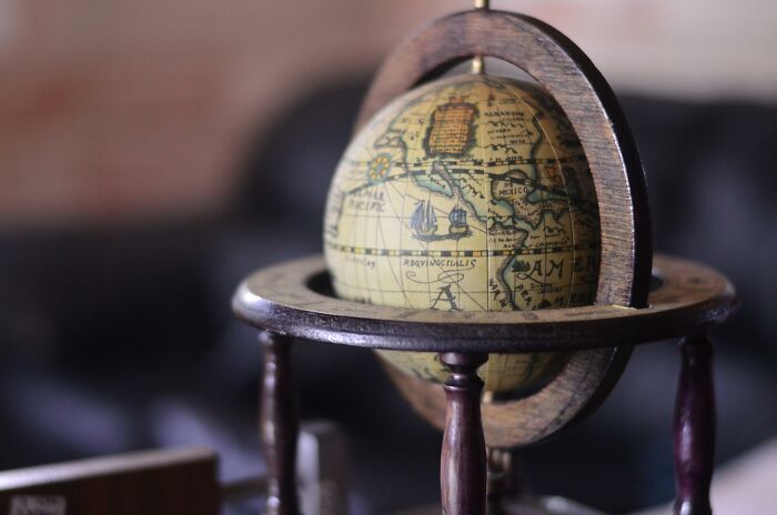 “Can You Spot The Truth From The Myth?” Score 30/35 On This Ultimate History Challenge