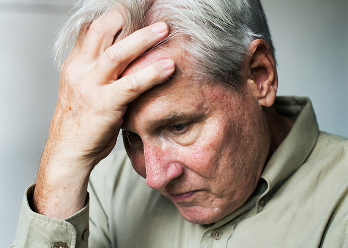 Woman Appalled By Dad’s Reaction To Her Giving Birth To His Dead Grandchild