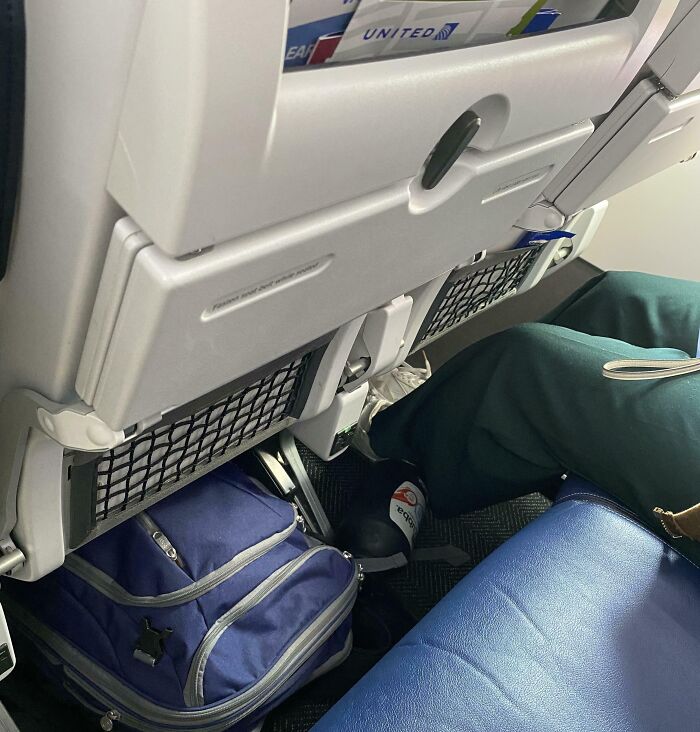 78 Infuriating Photos Showing People Who Have No Care About Rules And Etiquette (New Pics)