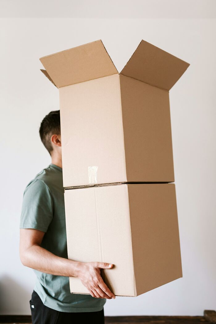 48 Stories Of Coworkers Who Are Such Morons It’s Unclear How They Function In Life