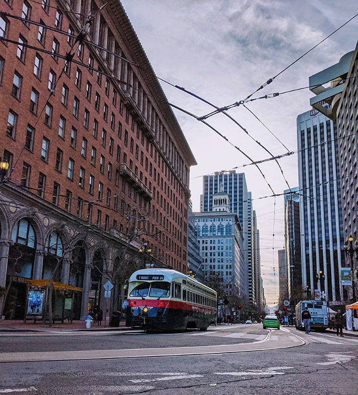 87 Americans Share Their Biggest Reverse Culture Shocks After Moving Back Home