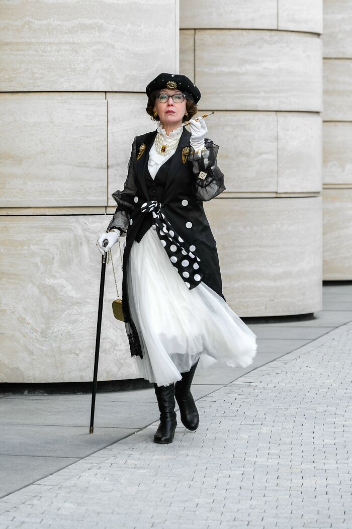 This Woman Continues To Surprise People With Her Expressive Cosplays (39 New Pics)