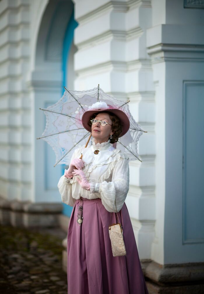 This Woman Continues To Surprise People With Her Expressive Cosplays (39 New Pics)