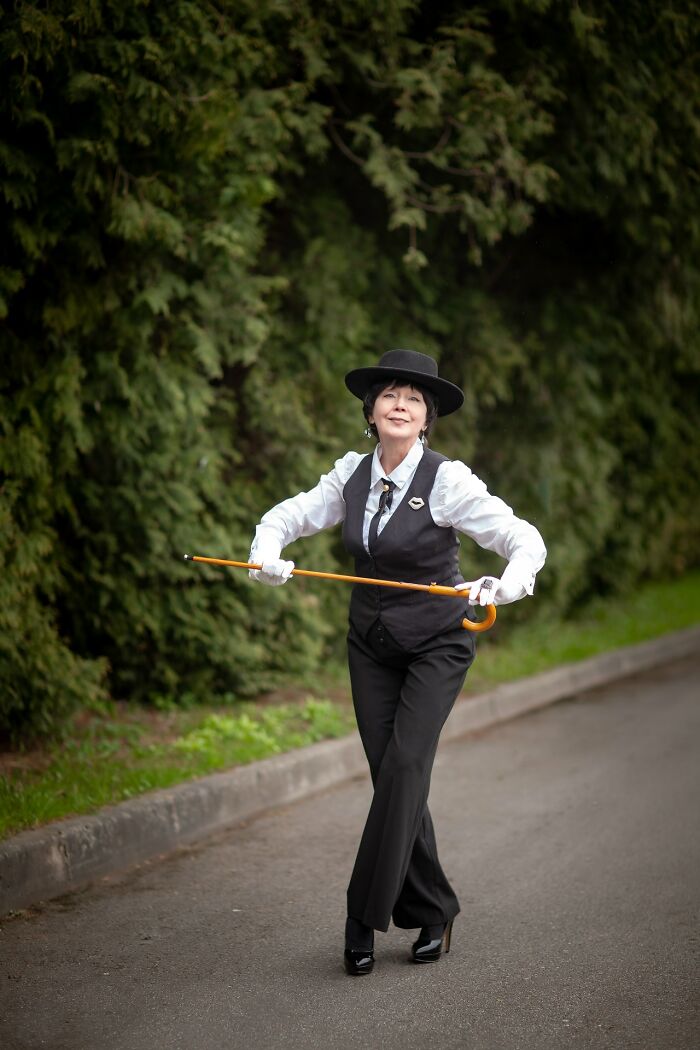 This Woman Continues To Surprise People With Her Expressive Cosplays (39 New Pics)