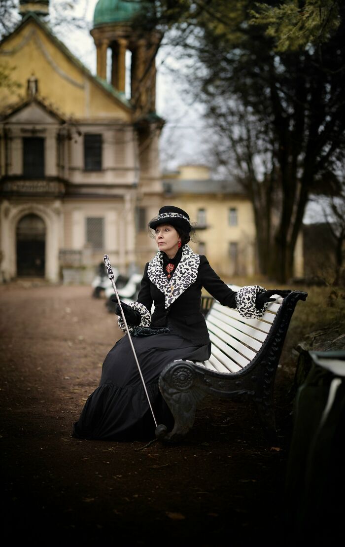 This Woman Continues To Surprise People With Her Expressive Cosplays (39 New Pics)