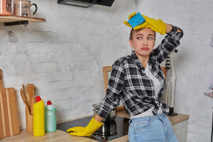 27 Examples Of Everyday Sexism And Pressure Women Were Conditioned To Accept As Normal