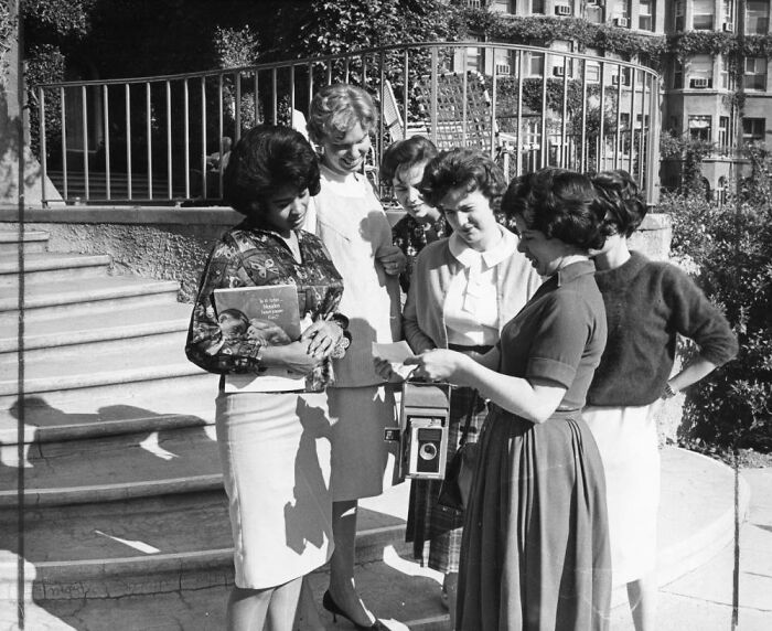 60 Images Of LA Women Living Their Best Lives In 1962