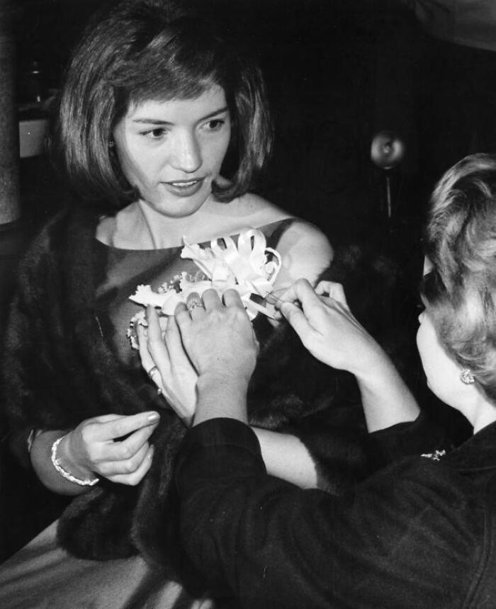 60 Images Of LA Women Living Their Best Lives In 1962