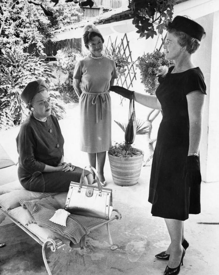 60 Images Of LA Women Living Their Best Lives In 1962