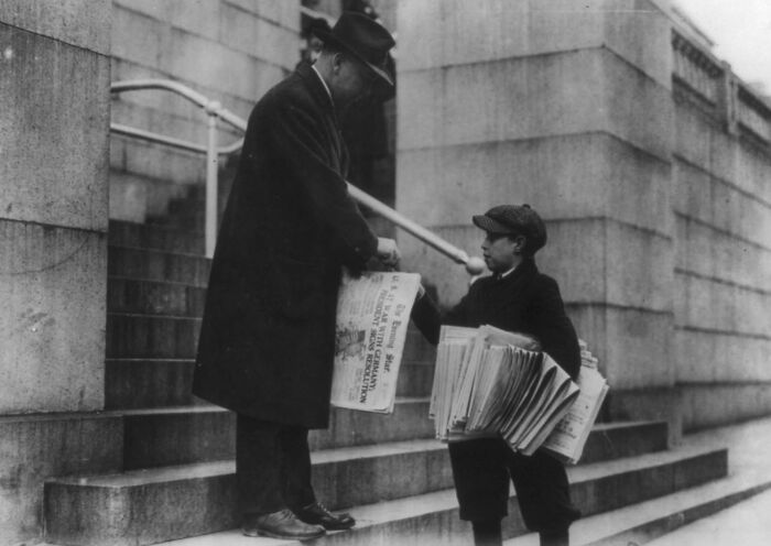 40 Photos That Reveal Daily Life Beyond The WWI Trenches