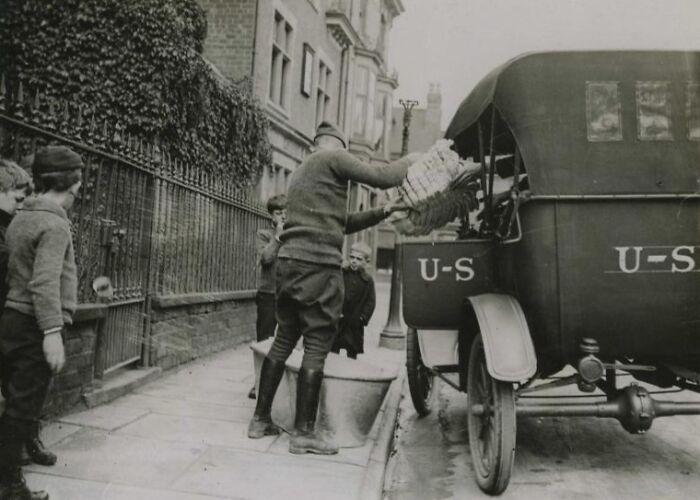 40 Photos That Reveal Daily Life Beyond The WWI Trenches