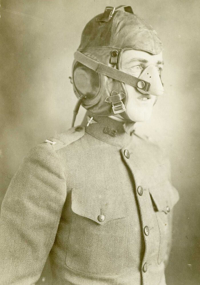 40 Photos That Reveal Daily Life Beyond The WWI Trenches