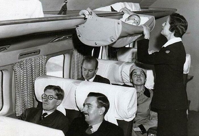 32 Photos That Show When Flying Was An Affair Of Pure Glamour