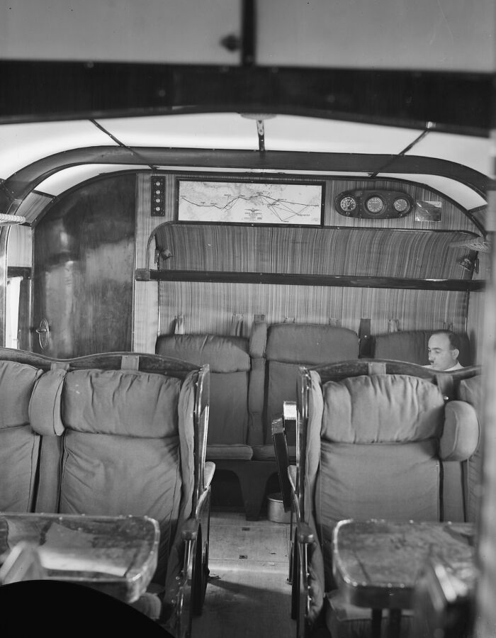 32 Photos That Show When Flying Was An Affair Of Pure Glamour
