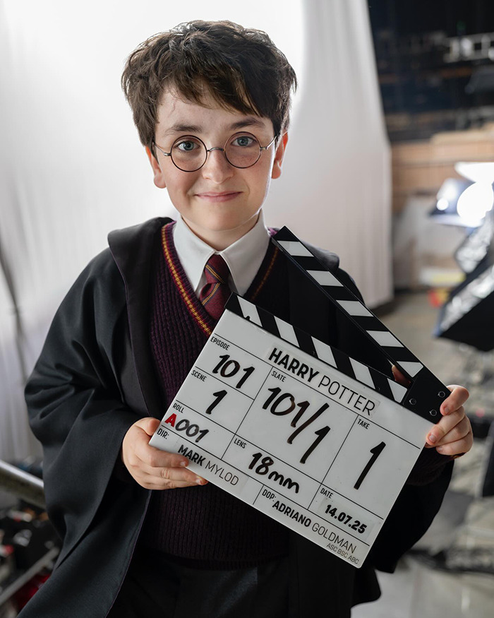 &#8220;Deflated&#8221;: New Photos Of The Actors And Set Of The &#8216;Harry Potter&#8217; Series Spark Mixed Reactions