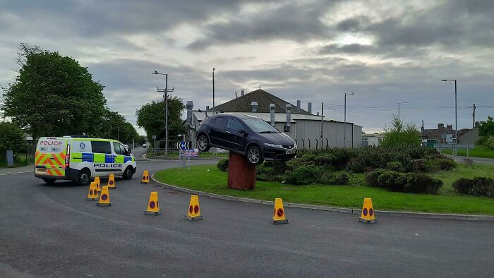 &#8220;Can&#8217;t Park There, Mate!&#8221;: 117 Parking Fails That Had To Be Shared Online