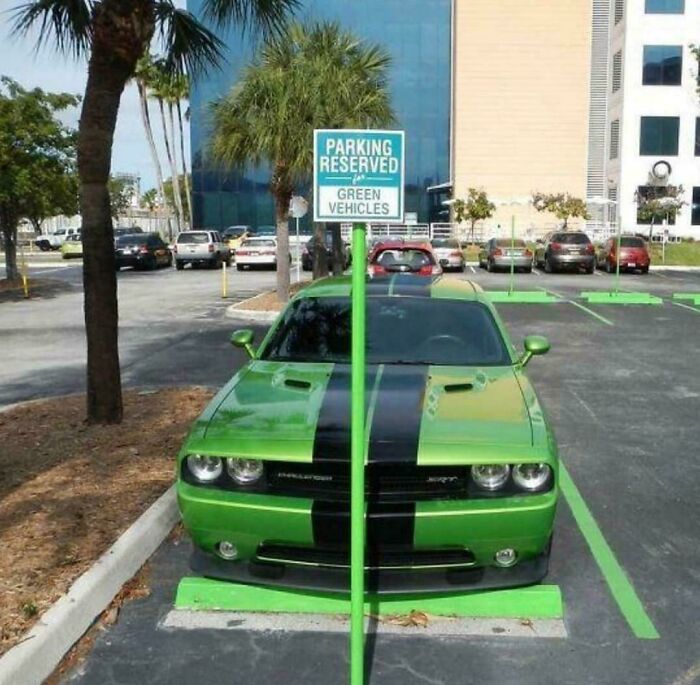 &#8220;Can&#8217;t Park There, Mate!&#8221;: 117 Parking Fails That Had To Be Shared Online