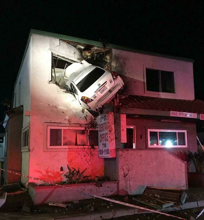 &#8220;Can&#8217;t Park There, Mate!&#8221;: 117 Parking Fails That Had To Be Shared Online