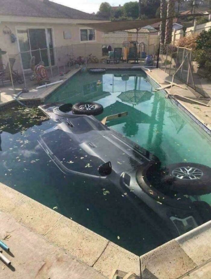 &#8220;Can&#8217;t Park There, Mate!&#8221;: 117 Parking Fails That Had To Be Shared Online