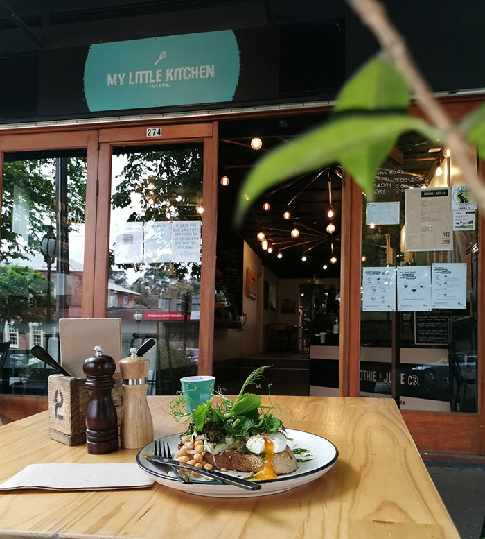 &#8220;No Means No!&#8221;: Café Owner Calls Out &#8220;Entitled&#8221; Customers After They Left Teen Worker In Tears