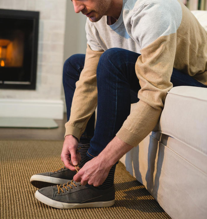 Man Muses Online: “AITA For Refusing To Take My Shoes Off In My Friend’s House?”