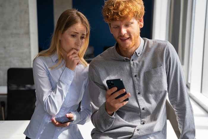Woman Ghosts Creepy Colleague Who Won&#8217;t Stop Texting Her, He Just Doubles Down, She’s Horrified