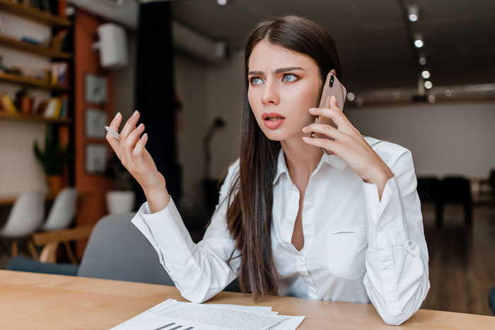 Woman Ghosts Creepy Colleague Who Won&#8217;t Stop Texting Her, He Just Doubles Down, She’s Horrified