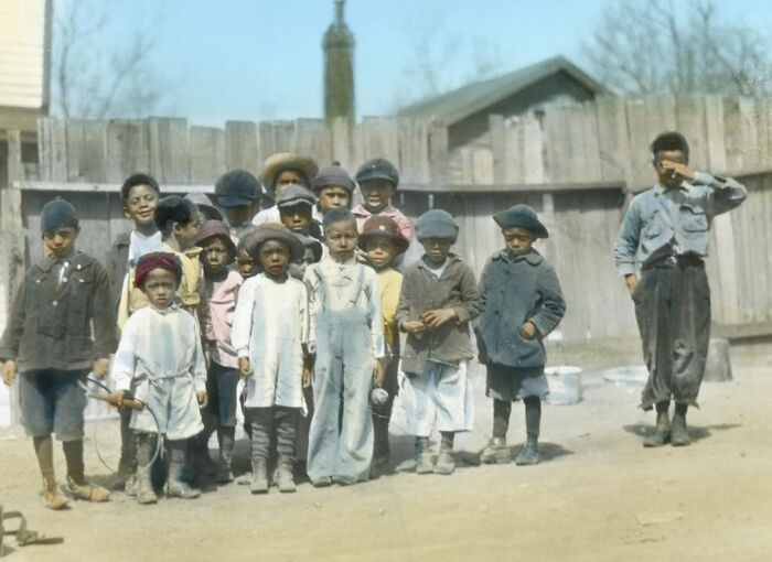 24 Colorized Photos That Show The African American Reality Of The 1920s