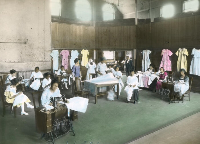 24 Colorized Photos That Show The African American Reality Of The 1920s