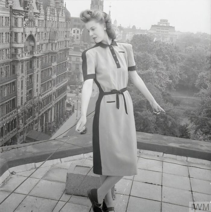 How British Women Kept Their Style During WWII Restrictions (35 Pictures)