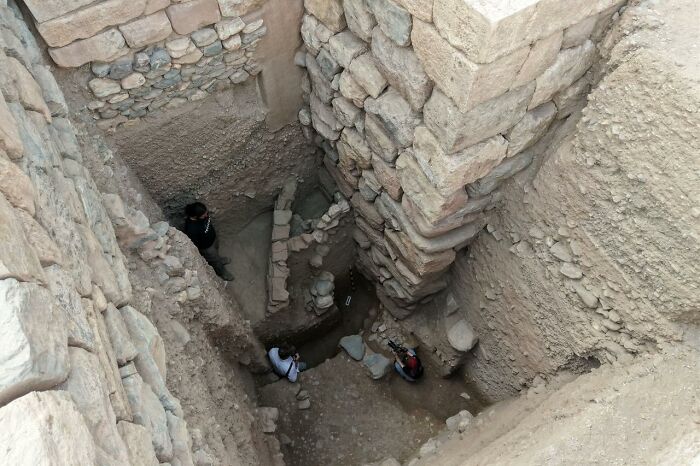 Experts Astonished By Unearthing Of Lydian Palace Dating Back To The 8th Century B.C.