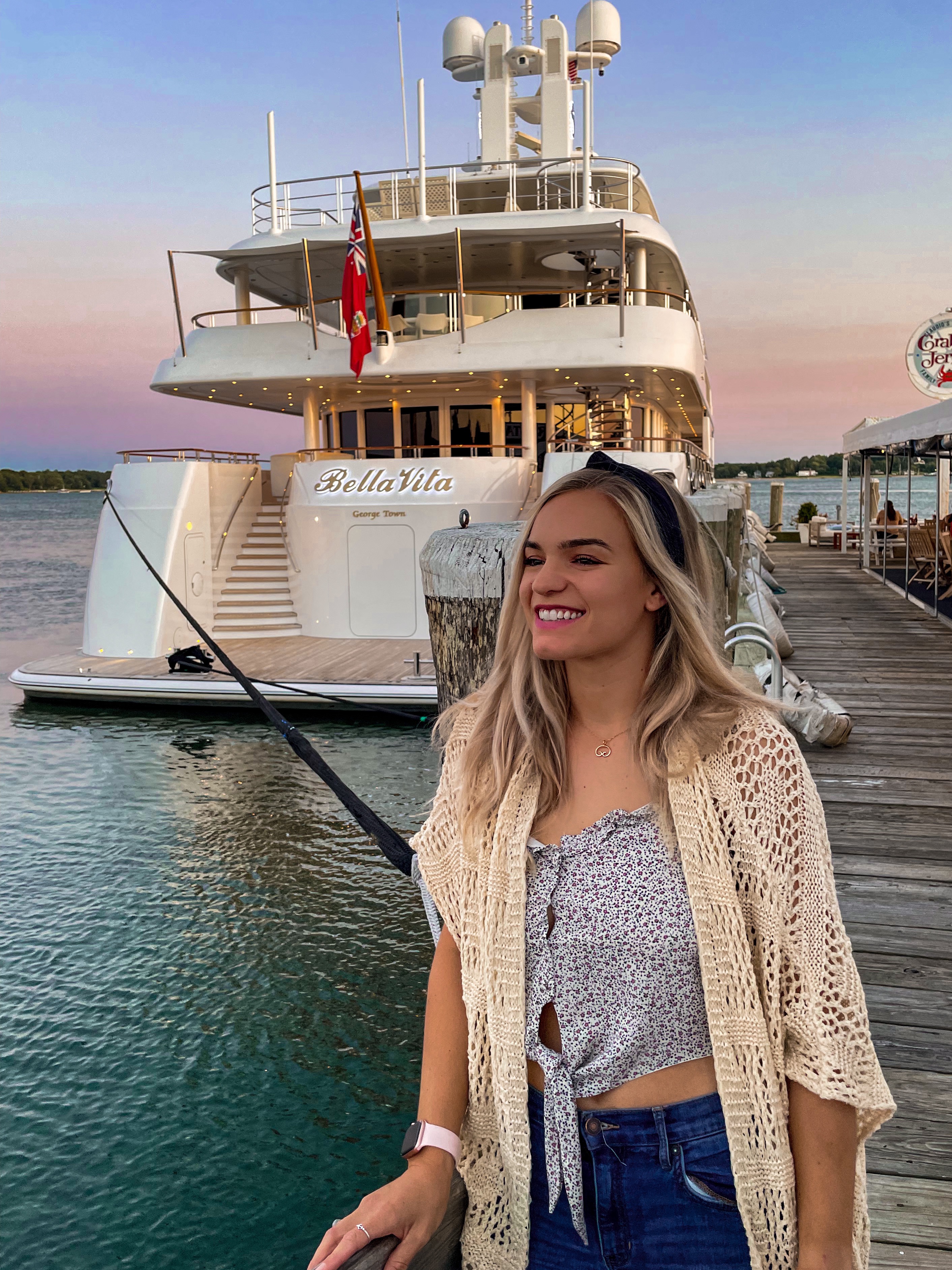 How One Reckless One-Way Flight To Australia Helped Me Escape $30K Debt And Rediscover My Life