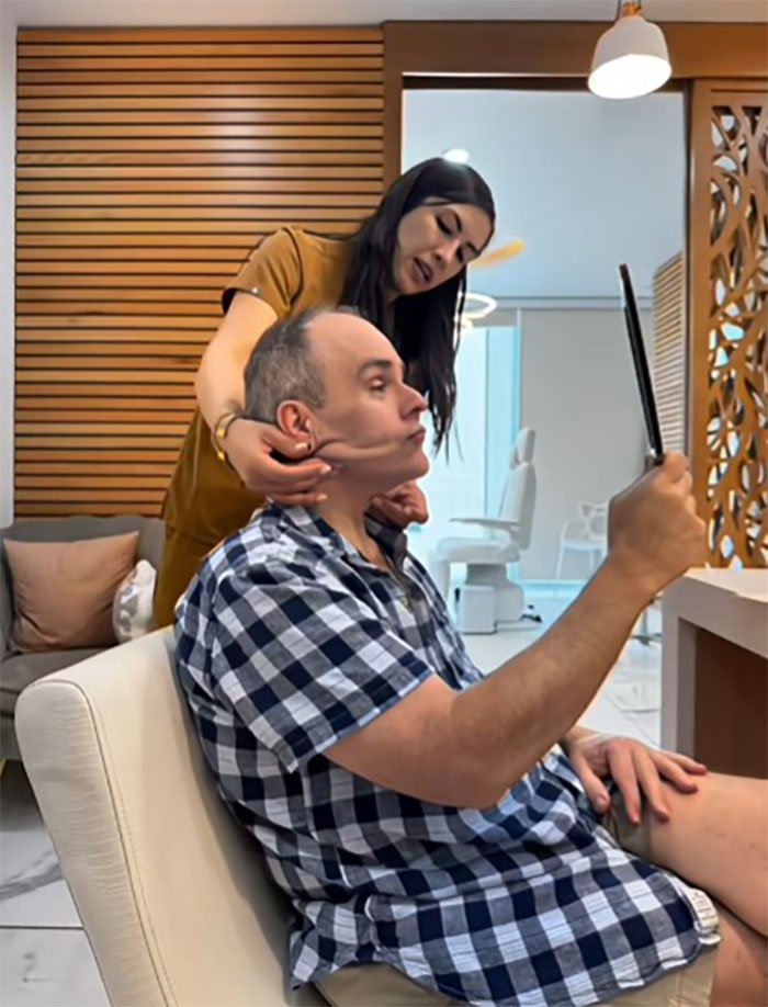 This Man Went To Mexico For A Facelift And Almost Broke The Internet With His Big Reveal
