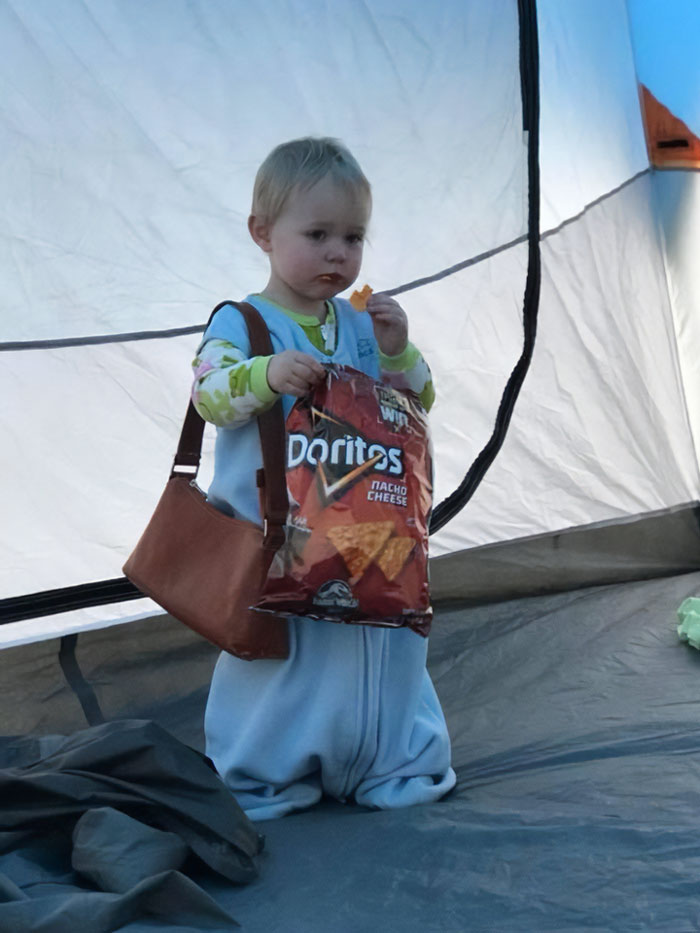 78 Times People Took Vacation Pics That Belong In A Comedy Special