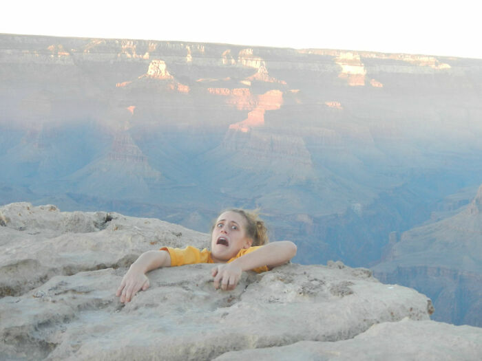78 Times People Took Vacation Pics That Belong In A Comedy Special