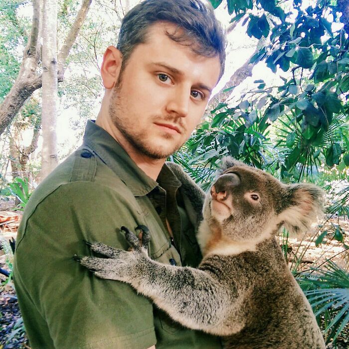 78 Times People Took Vacation Pics That Belong In A Comedy Special