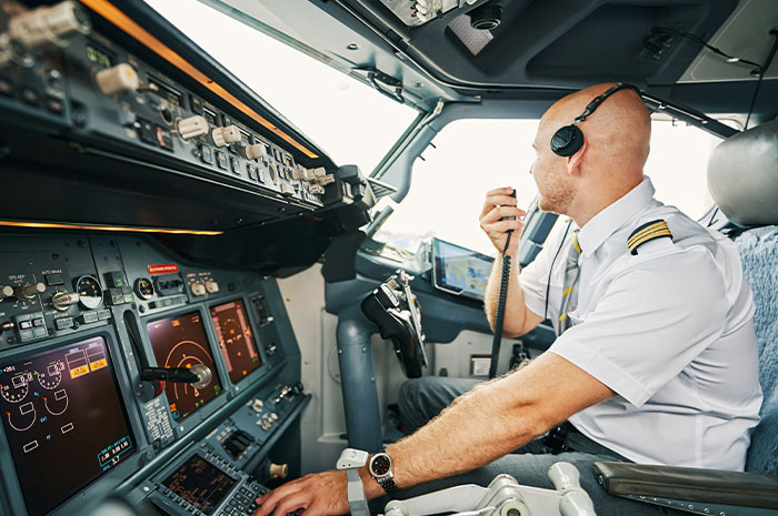 46 Pilots Share The Most Terrifying Situation They&#8217;ve Ever Been In