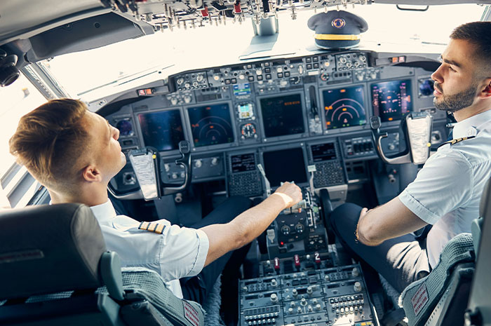 46 Pilots Share The Most Terrifying Situation They&#8217;ve Ever Been In