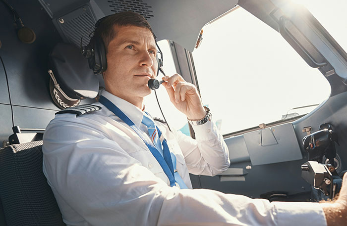 46 Pilots Share The Most Terrifying Situation They&#8217;ve Ever Been In