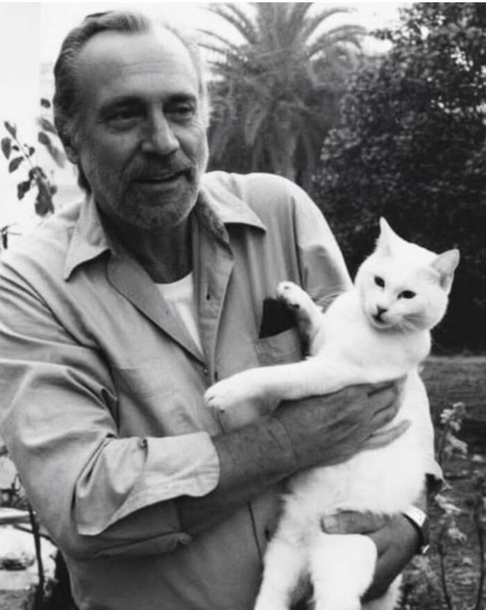 97 Fascinating Historical Photos That Might Change Your Perspective On Pets