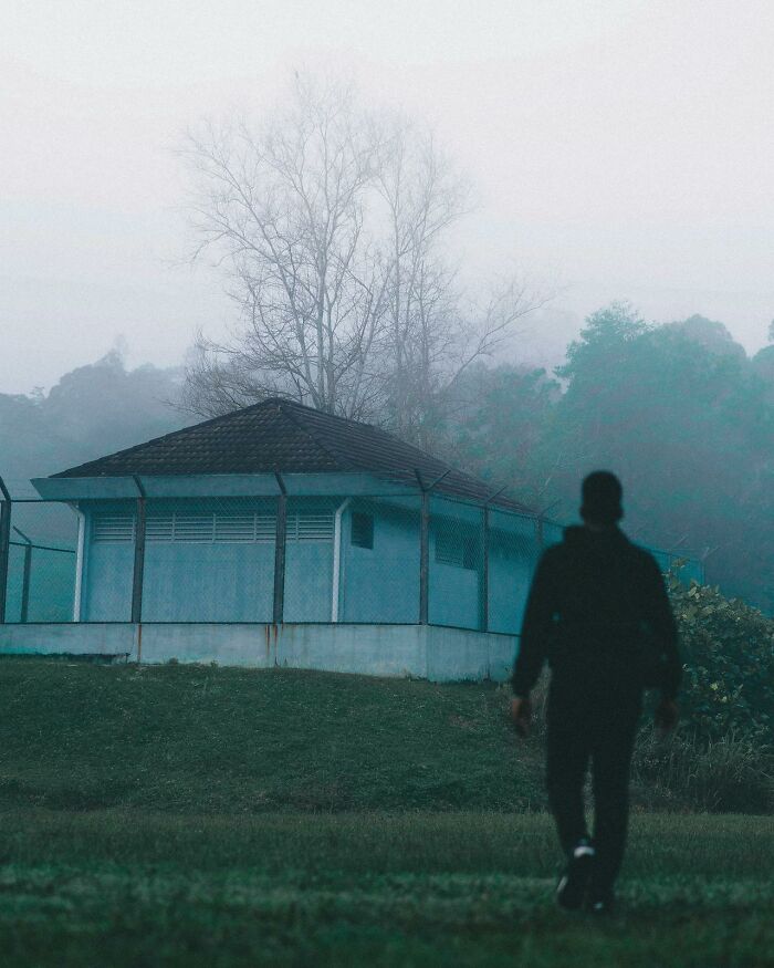 Night Shift Workers Share 39 Chilling Paranormal Encounters They&#8217;ve Had