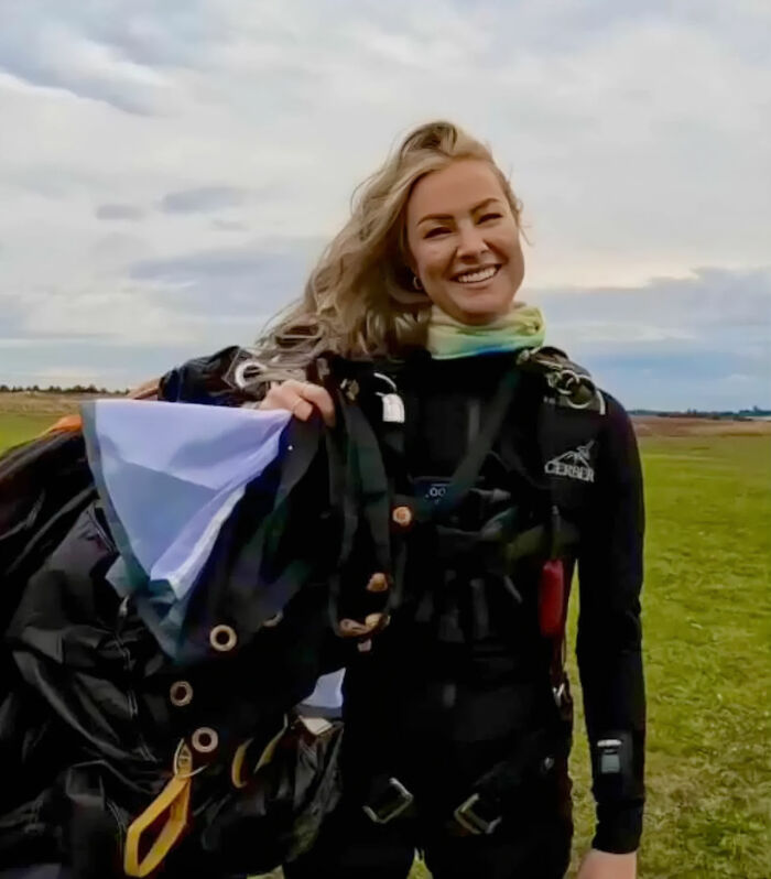 “She Made The Choice To Fall”: Woman’s 15,500-Ft Jump After Breakup Sends Internet Reeling
