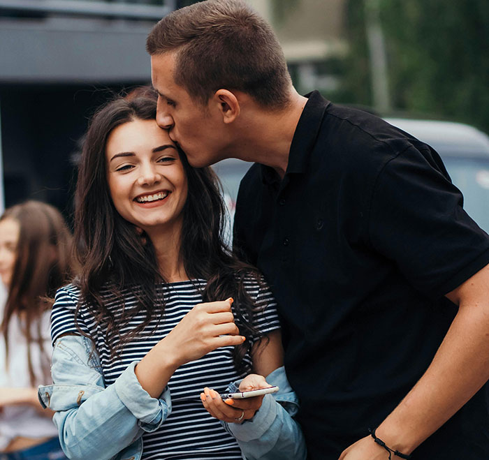 Self-Proclaimed “Unattractive” Man Vents How He&#8217;s Forced By Friends To Date, Update Shocks Everyone